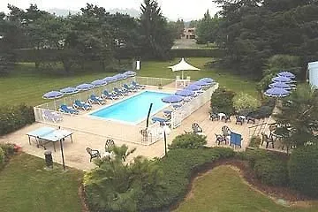 Hotel Novotel Pau Lescar 3*